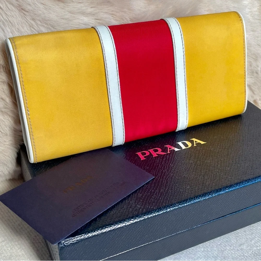 PRADA ❤️💛 nylon and white leather WOC wallet with unbranded insert and chain - Picture 3 of 16